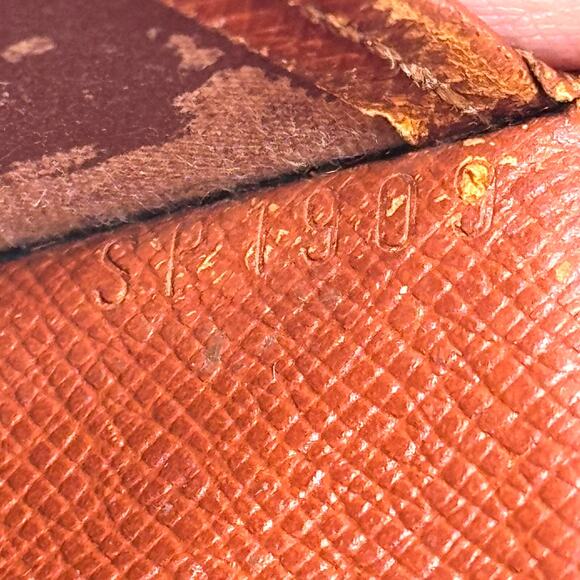 Louis Vuitton Brown Wallet - Picture 8 of 10